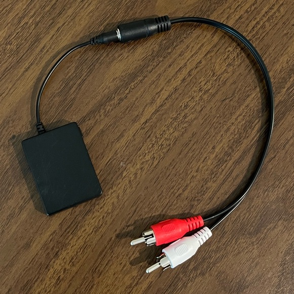 Aluratek - iStream Universal Bluetooth Audio Receiver - Black - Picture 2 of 4